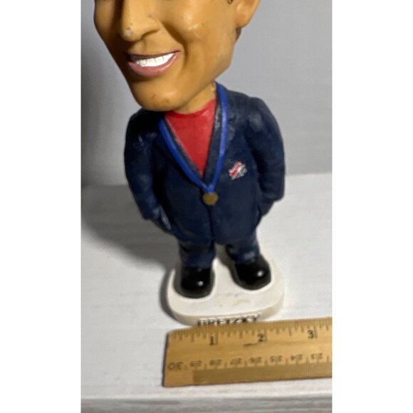 Bobble Dobbles Wayne Gretzky Team Canada 2002 Gold Medal Bobblehead Figure NHL - Picture 9 of 9